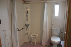 Salle de bain PMR